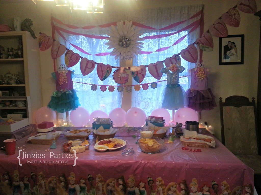 Holiday Princess party | Jinkies Parties